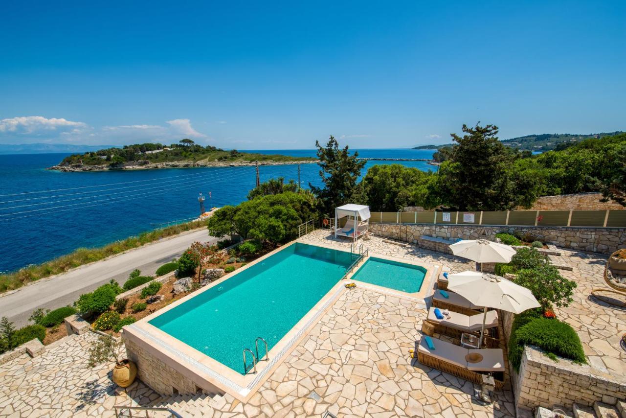 Villa Terra Del Nonno With Sea Views & Pool Gaios Zewnętrze zdjęcie