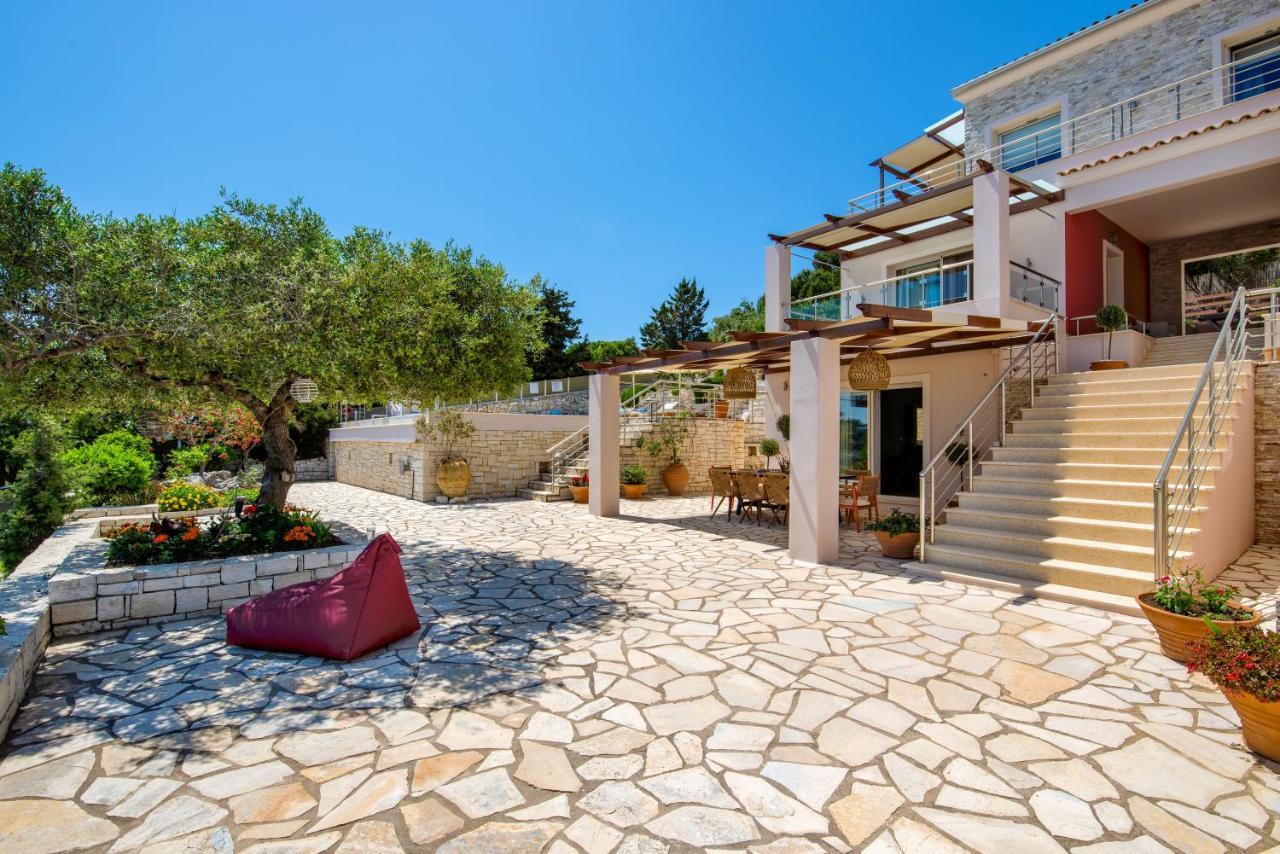 Villa Terra Del Nonno With Sea Views & Pool Gaios Zewnętrze zdjęcie