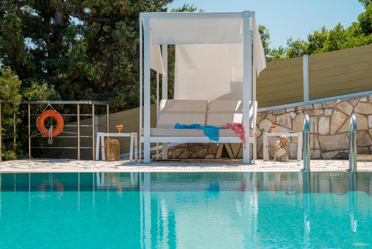 Villa Terra Del Nonno With Sea Views & Pool Gaios Zewnętrze zdjęcie